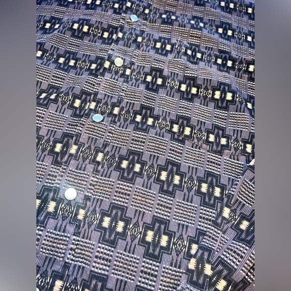 Pendleton Shirt - Picture 5 of 8